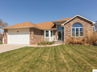 720 Day Dr, Fremont, NE 68025