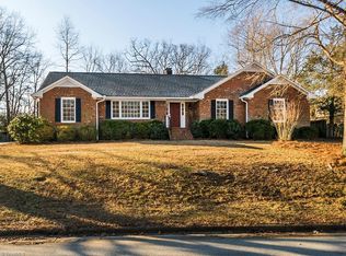 1818 Hawthorne Ln, Burlington, NC 27215
