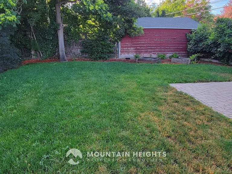 1116 E Hudson Ave — Photo 21
