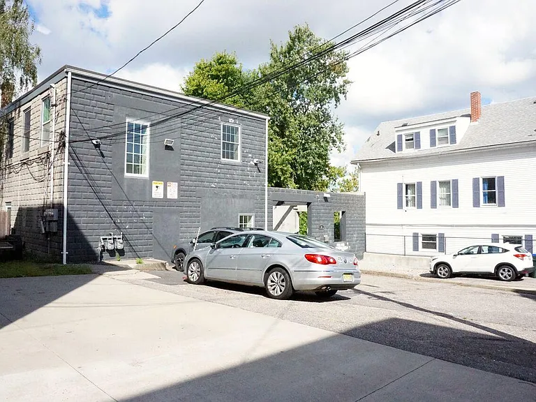 2 Ames St #2 — Photo 23