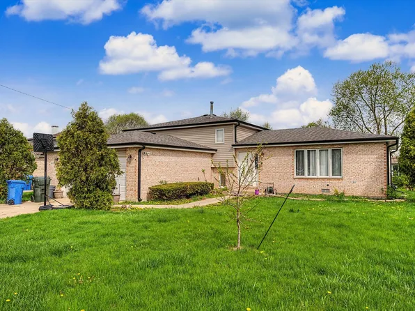 8916 W 85th Pl, Justice, IL 60458