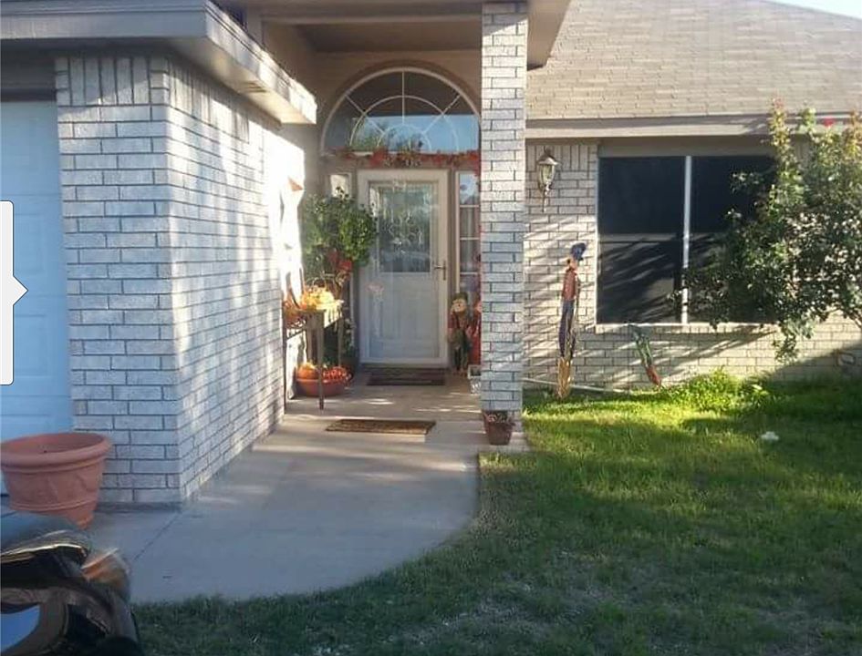 1st image of 3105 Lindell Ave