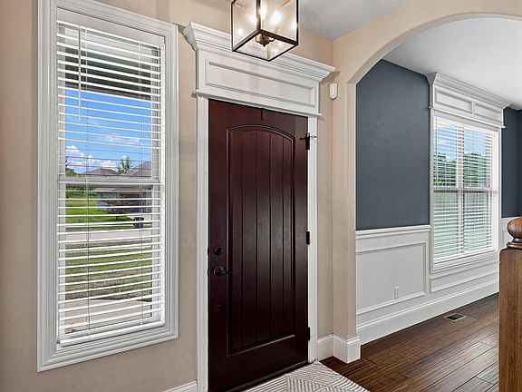 3rd image of 4810 Annandale Ct