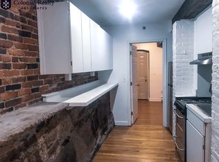 8 Cleveland Pl #4, Boston, MA 02113