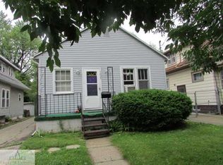1025 S Holmes St, Lansing, MI