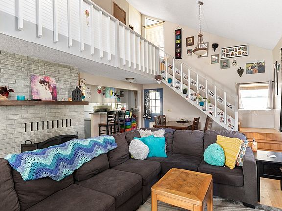 4th image of 2034 Pine Wood Way