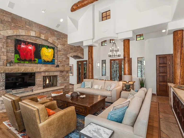 27 Timber Ridge Ln — Photo 12