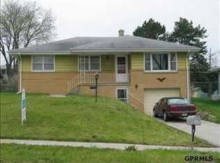 5717 Fort St, Omaha, NE 68104