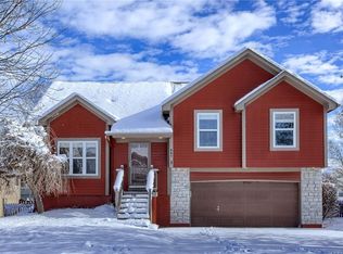 607 Bradford Ct, Raymore, MO 64083