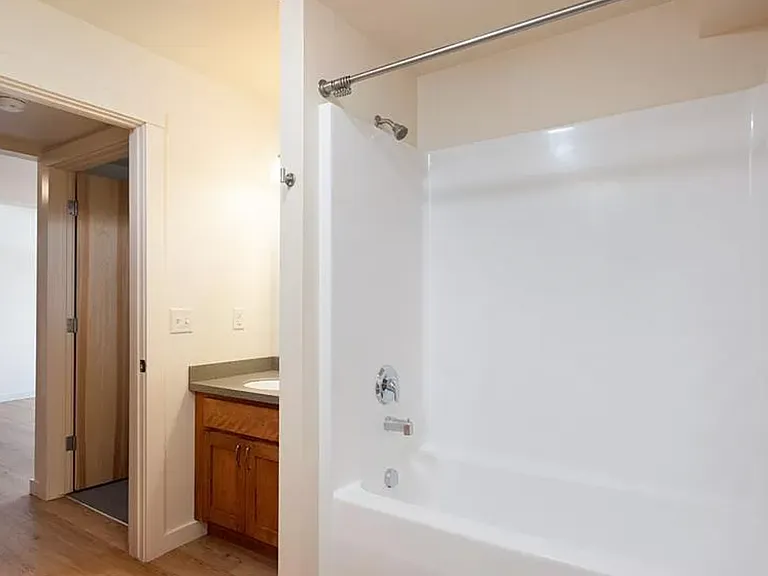 228 S Cottonwood Rd #108 — Photo 8
