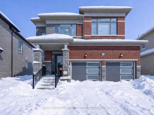 28 Union Blvd, Wasaga Beach, ON L9Z 0M6