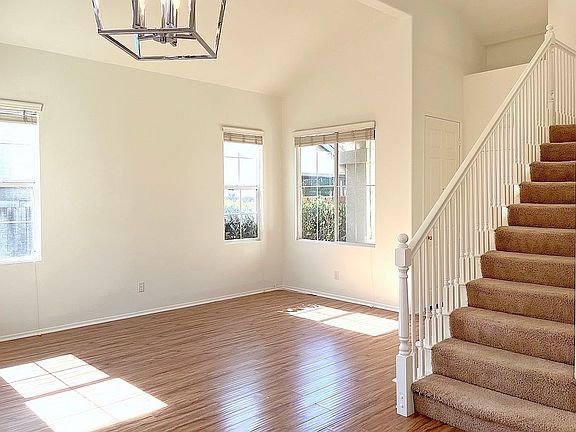 3rd image of 238 Potawatome St