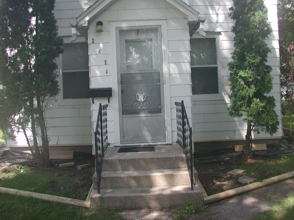 241 E Ronning Ave