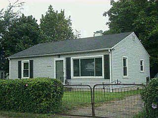 1st image of 10106 Douglas Ave