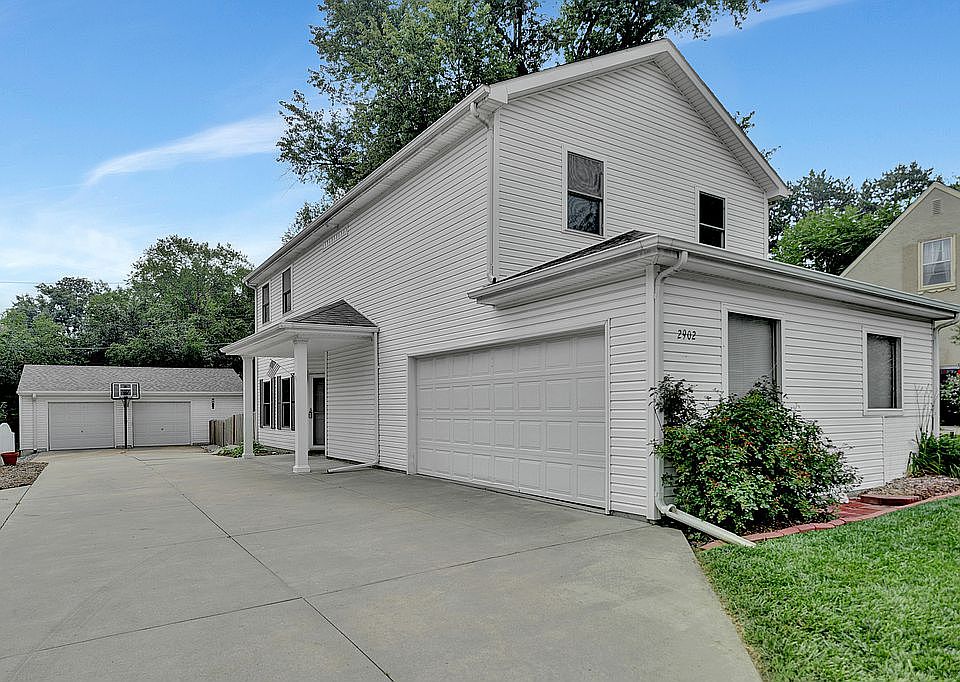 1st image of 2920 S 40th St