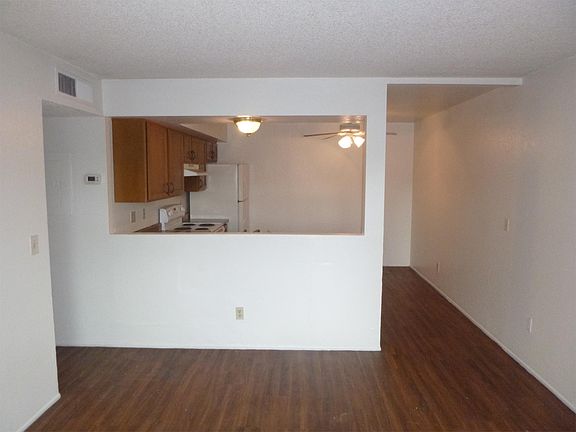 4th image of 660 S Tucson Blvd #10636952