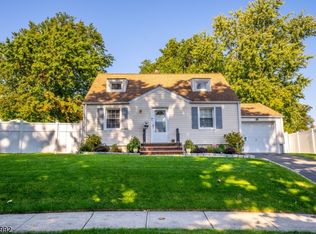 73 Alison Rd, Roselle, NJ 07203