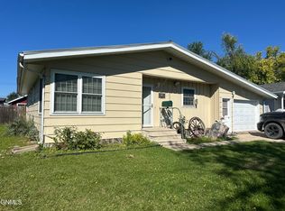 1510 7th Ave SW, Jamestown, ND 58401