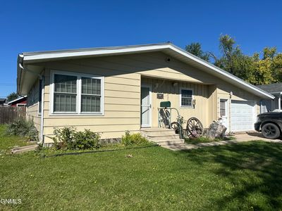 1510 7th Ave SW, Jamestown, ND, 58401