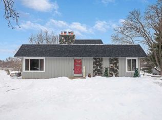 13308 Pine Ridge Rd, Burnsville, MN 55337