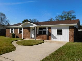 2119 Squire Dr, Cantonment, FL 32533