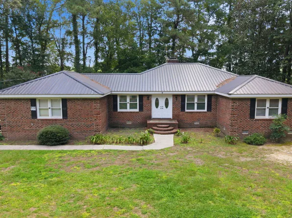 2453 Pennant Drive, Greenville, NC 27834