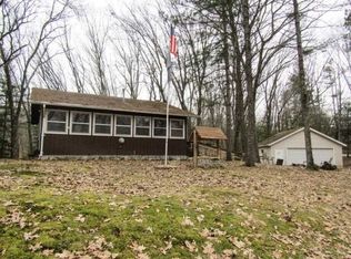 399 Fish Ct, Oxford, WI 53952