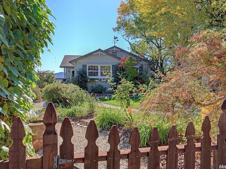 1st image of 980 Krueger Dr
