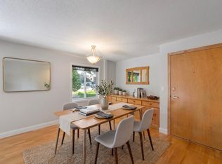 4820 Park Commons Dr APT 235, Saint Louis Park, MN 55416