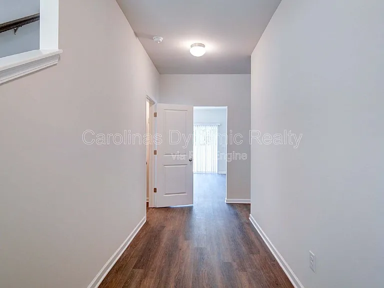 914 S Battleground Ave #4 — Photo 3