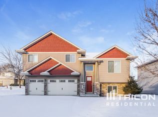 705 Ingalls Dr, Buffalo, MN 55313