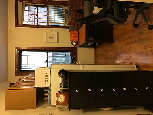 Rented by Peter Meskouris LREB | media 21