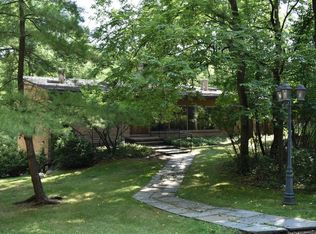 3496 Daleview Dr, Ann Arbor, MI 48105