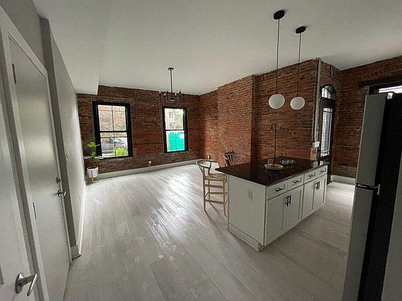 4th image of 2439 Tremont St #1