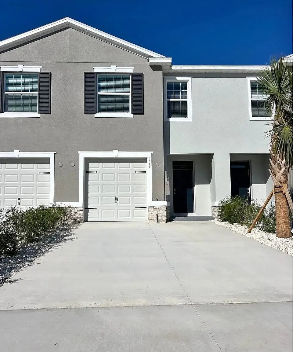 3 bed, 1673 sqft, $2,300 — Photo 1