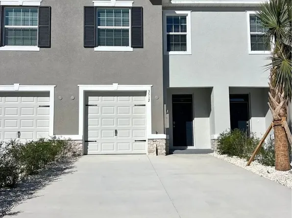 3510 White Dandelion Ct, Plant City, FL 33565