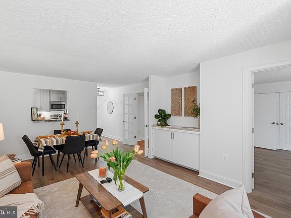 2nd image of 1325 18th St NW APT 308