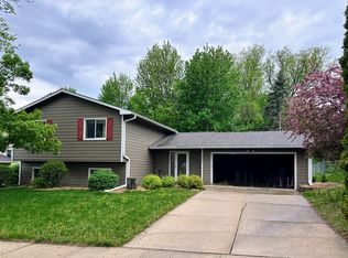 5551 Fairway Dr NW, Rochester, MN 55901