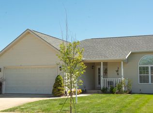 620 Erin Dr, Champaign, IL