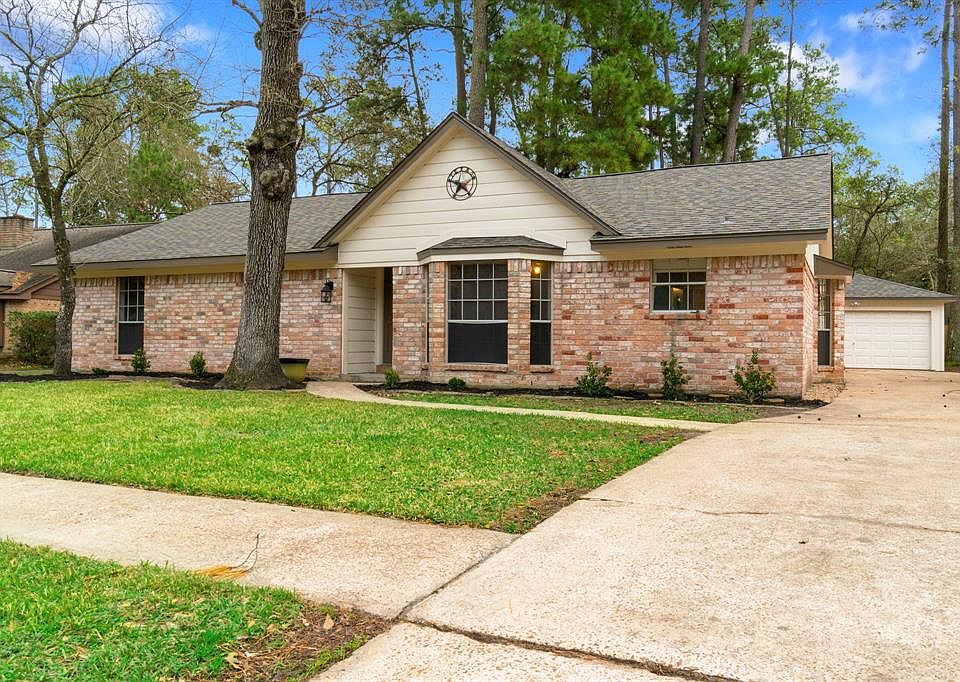 Gorgeously remodeled home in Heatherwood Village. Open design with large areas for entertaining and relaxing.