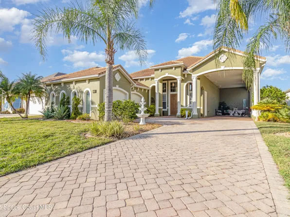 200 Harmony Ln, Titusville, FL 32780