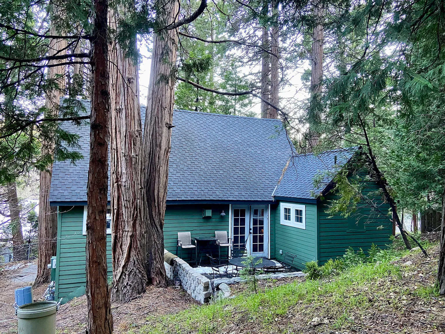 2 bed, 975 sqft, $2,500 — Photo 2