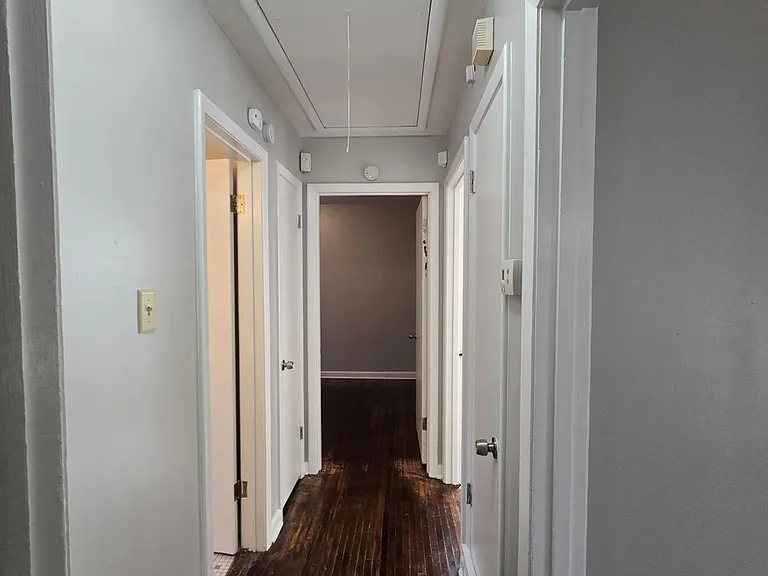 344 E Shelby Dr — Photo 9