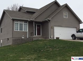11045 Frontage Dr, Blair, NE 68008