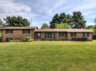 539 Whites Mill Rd, Maryville, TN 37803