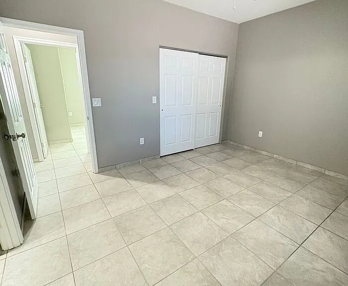 4013 E 22nd St #1 — Photo 18