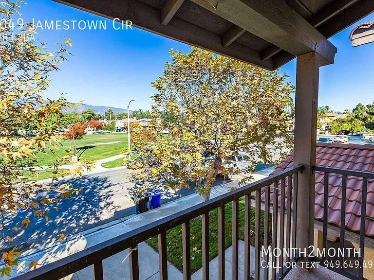 8049 Jamestown Cir — Photo 30