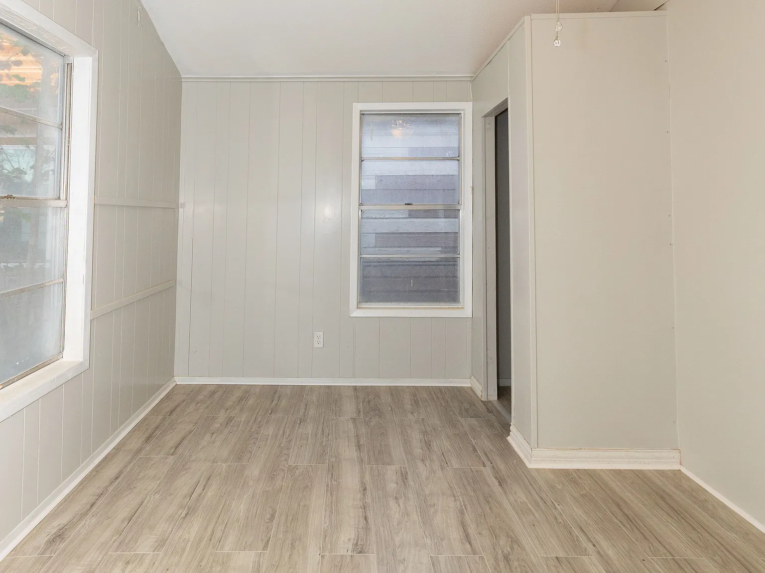 2 bed, 1.0 bath, 900 sqft, $750 — Photo 3