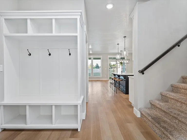 1911 W Wind Drift St — Photo 6