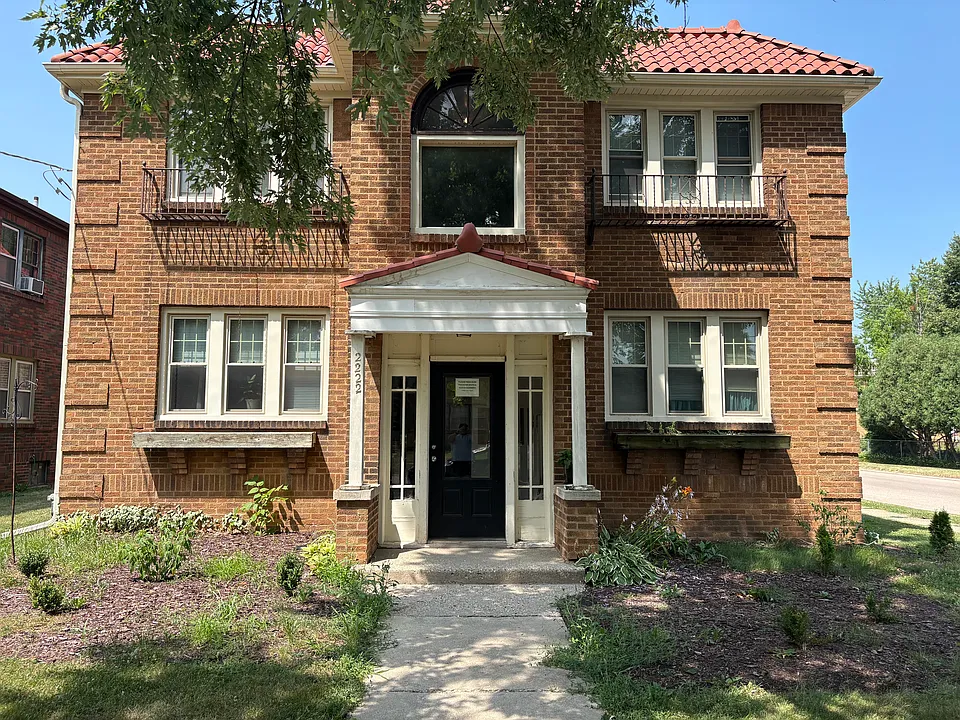 2222 Hancock St #2N